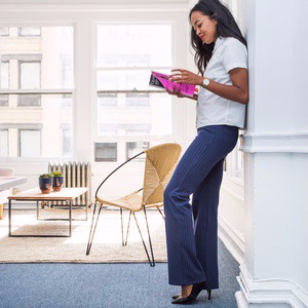 Boot-Cut | Navy Pinstripe Dress Pant Yoga Pants M
